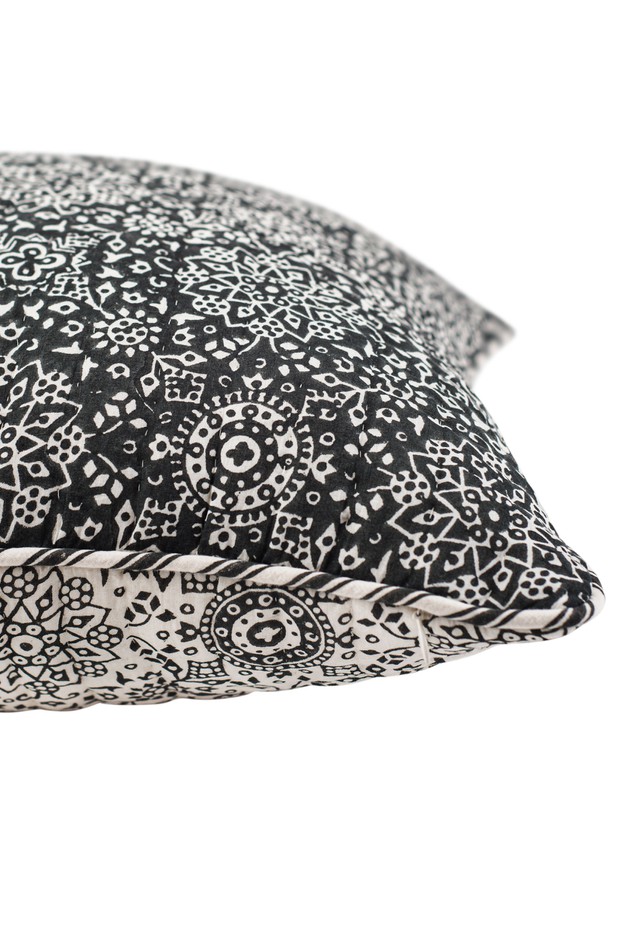 Zagros Cotton Cushion (Charcoal)