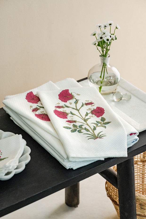 Set Of 2- Hibiscus Rosa Hand Towel