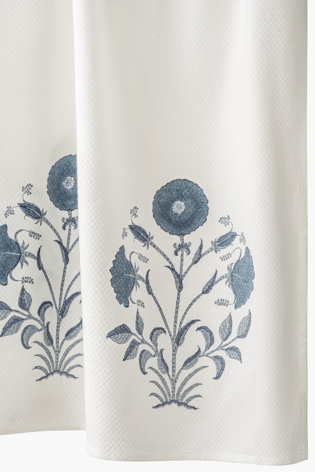 Hibiscus Blue Bath Sheet