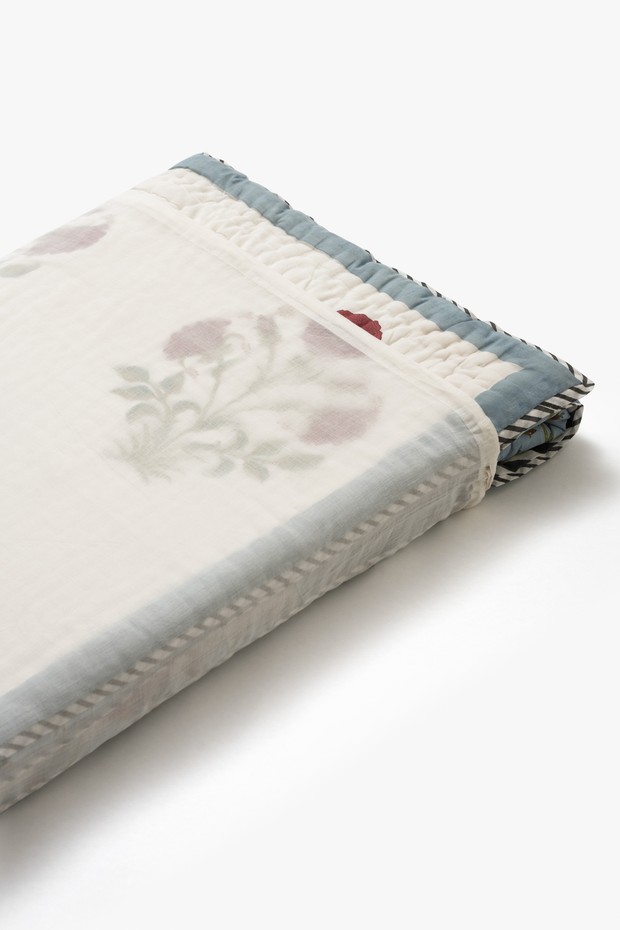 Javakusuma Cotton Muslin Razai