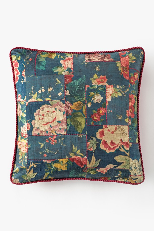 Botanica Silk Cushion