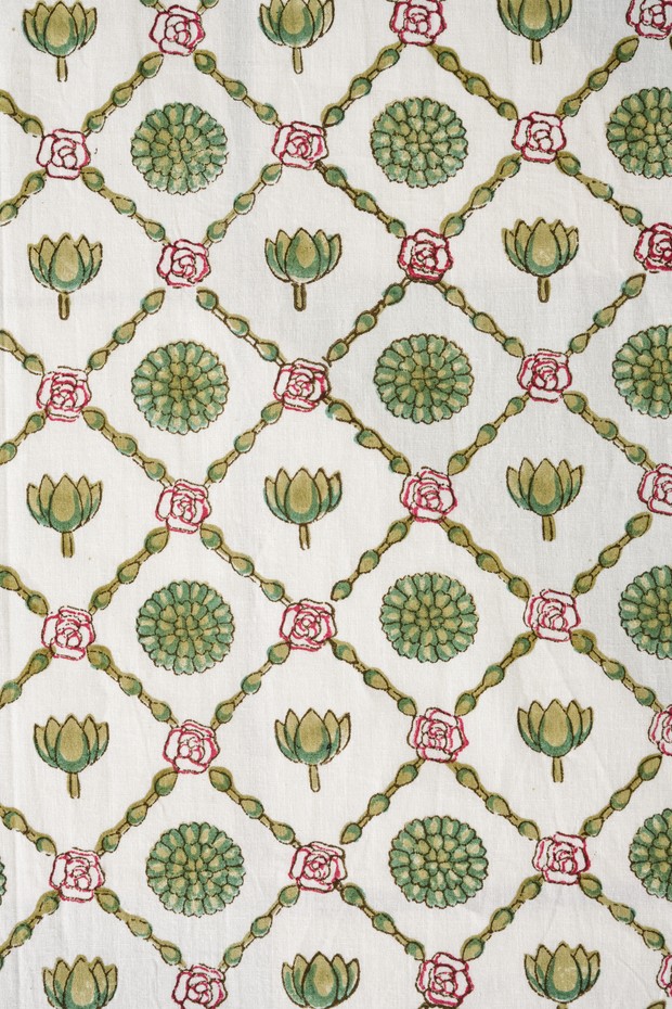 Anjali Cambric Table Cloth