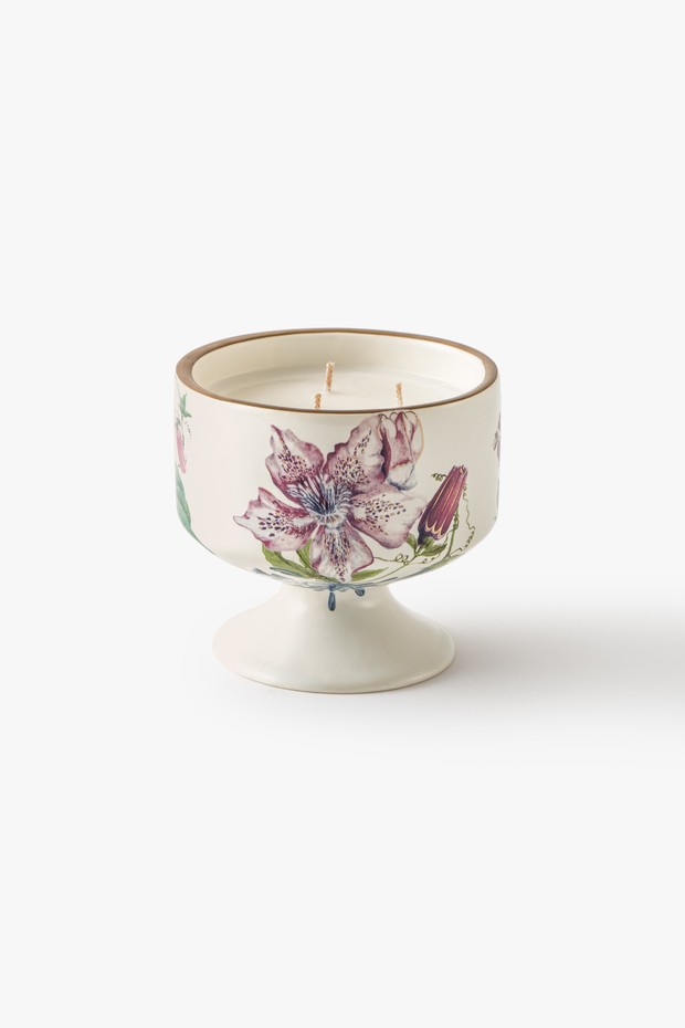 Botanica Pedestal Candle- Cassis