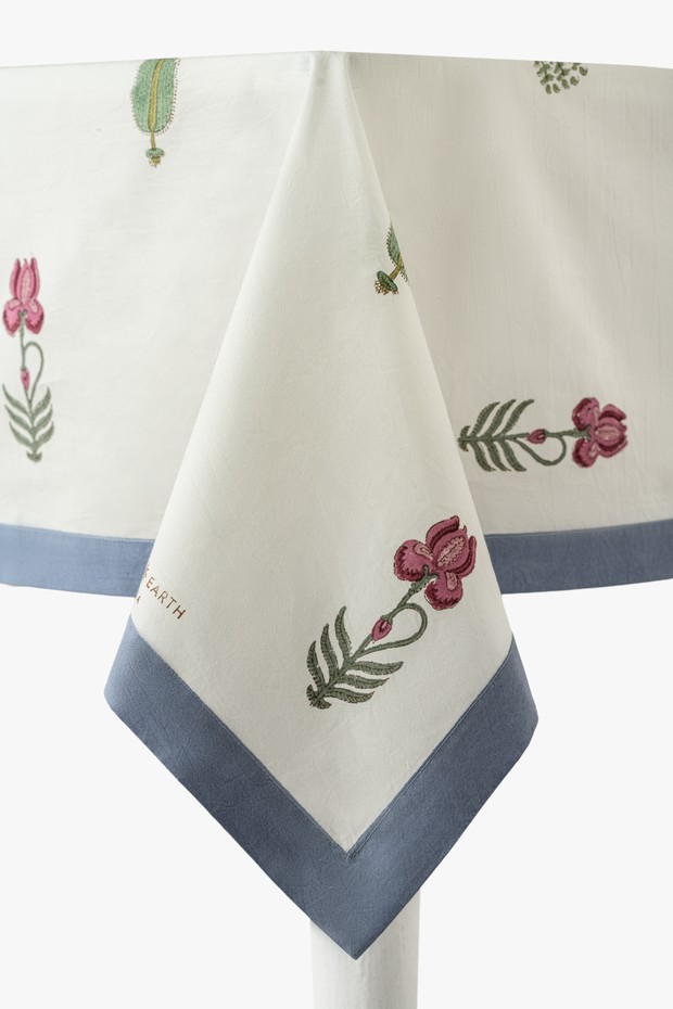 Iris Garden Cotton Table Cloth