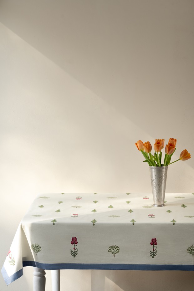 Iris Garden Cotton Table Cloth