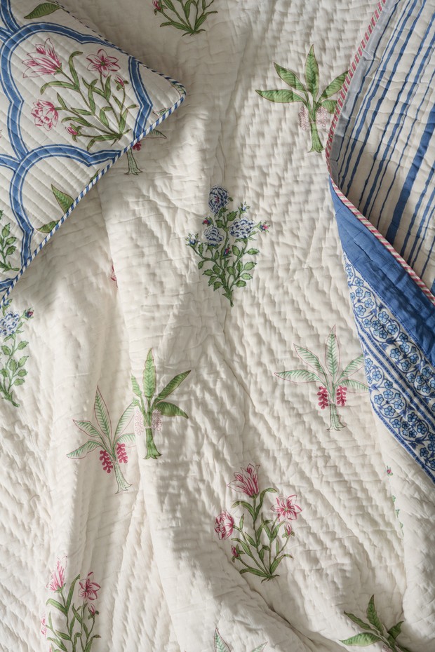 Rewa Ivory Muslin Razai