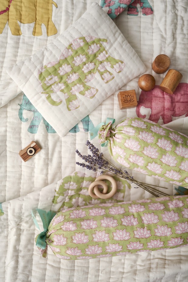 Set of 4 - HMS Muslin Infant Set